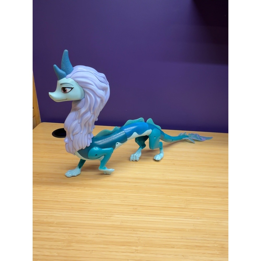 Disney Raya and the Last Dragon Sisu 28" Articulated Dragon Figure Toy